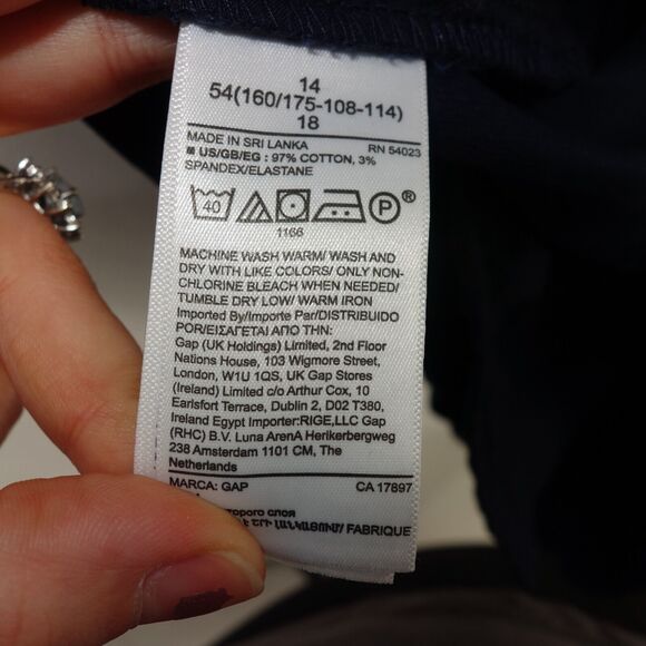 NEW GAP Girlfriend Khaki 5” Shorts Chinos High Rise BLACK Women's 14 Petite 14P - Picture 4 of 10